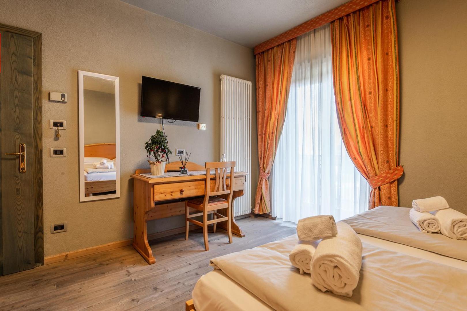 Hotel Diffuso Locanda Elisa 迪马罗 外观 照片